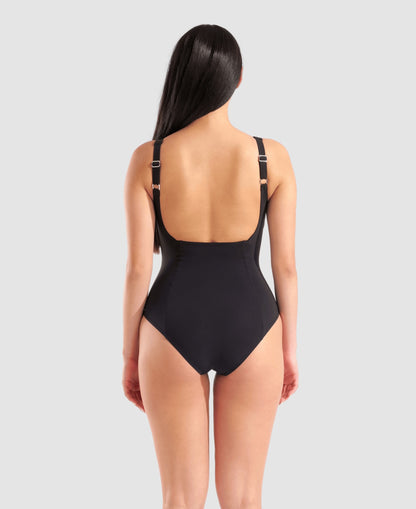 arena Shapewear Isa Squared Back C-Cup