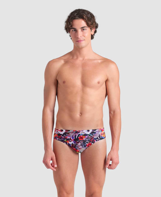 arena Belize Briefs